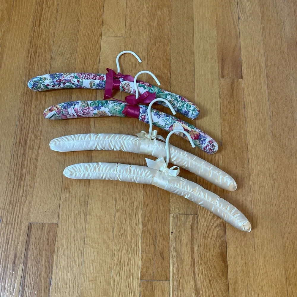 Satin Padded Hangers set of 4